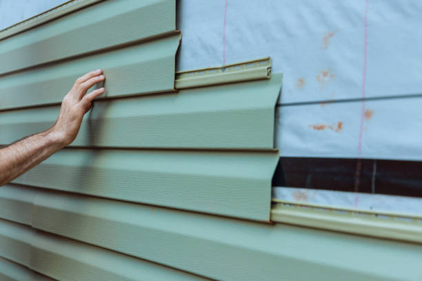 Siding Removal and Disposal in Dardanelle, AR
